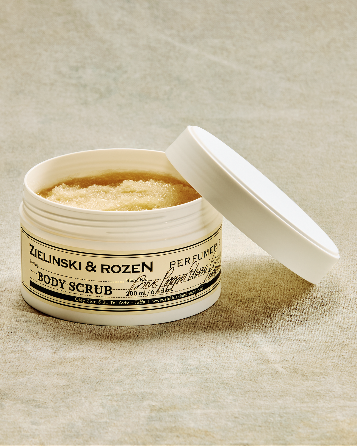 Zielinski & Rozen - Körperpeeling - Pink Pepper, Elemi, Cinnamon, Leather - 200 ml